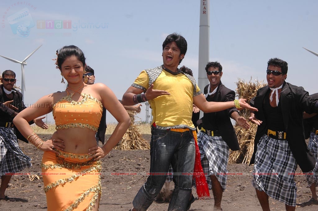 Kacheri Arambam Movie hd photo