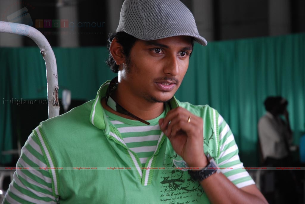 Kacheri Arambam Movie hd photo