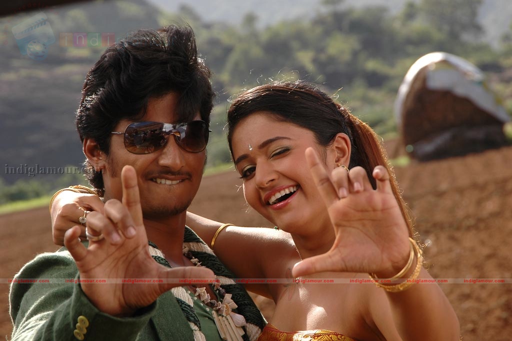 Kacheri Arambam Movie hd photo