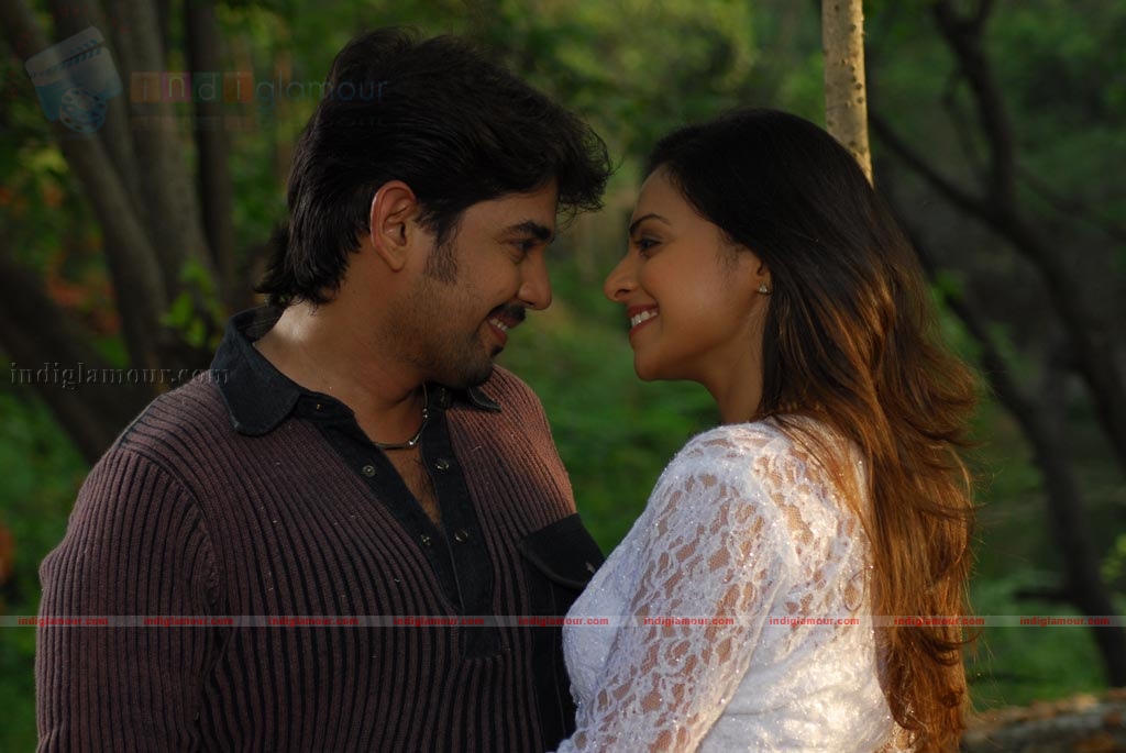 Nalvaravu Movie hd photo