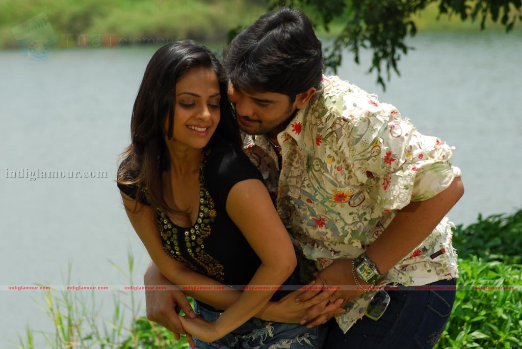 Nalvaravu Movie hd photo