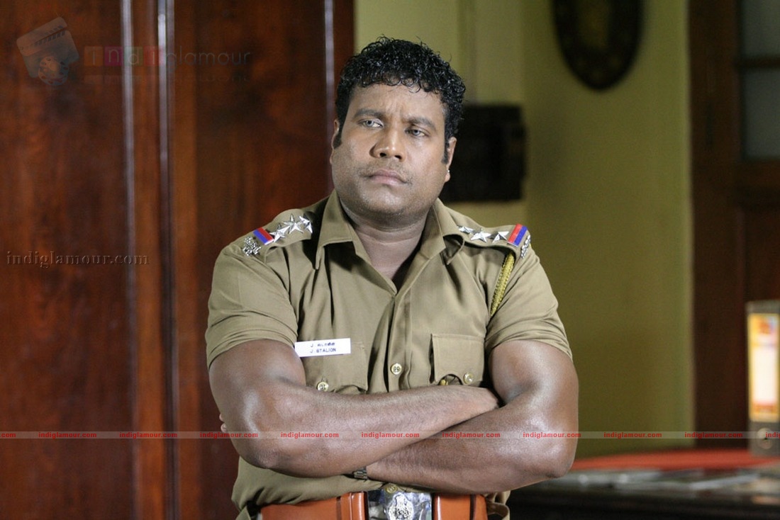 Namitha in Nil Kavani Ennai Kadhali Movie hd photo
