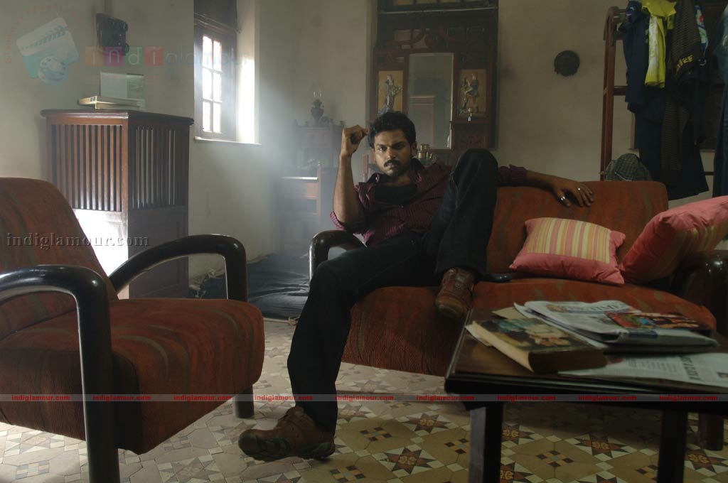 Paiyaa Movie hd photo