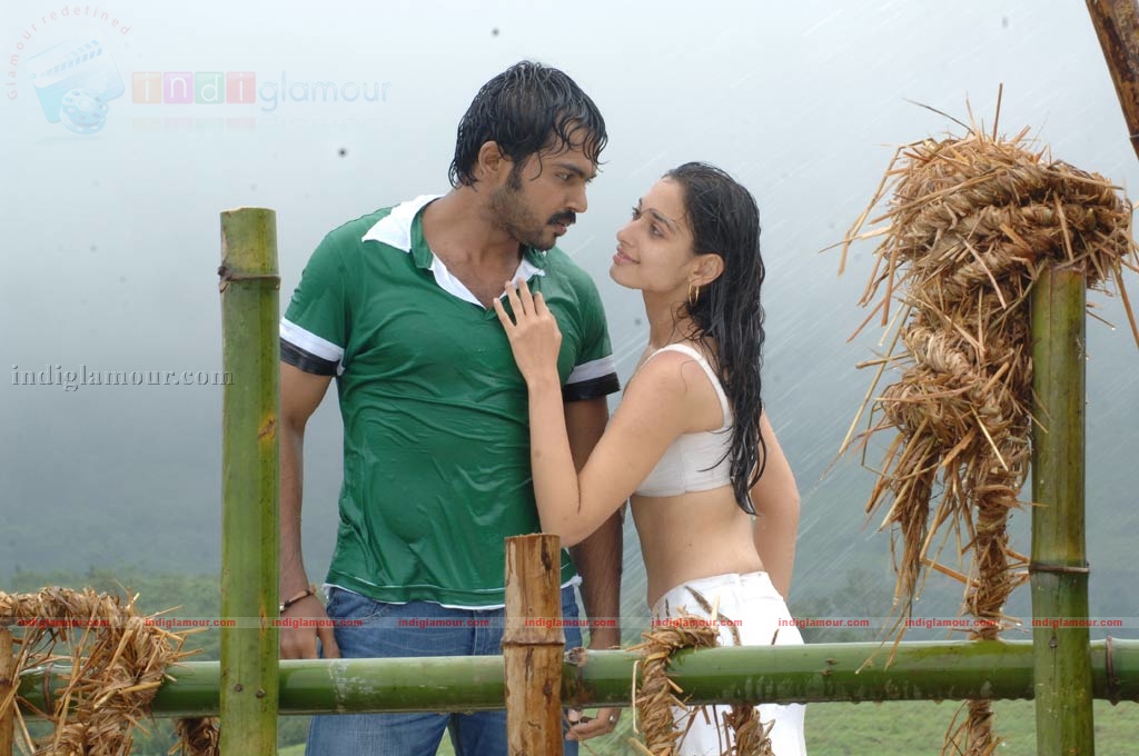 Paiyaa Movie hd photo