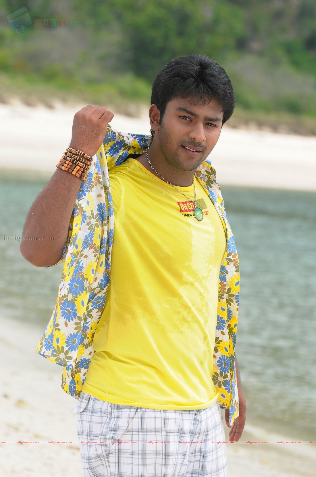 Siddu Plus Two First Attempt Movie hd photo