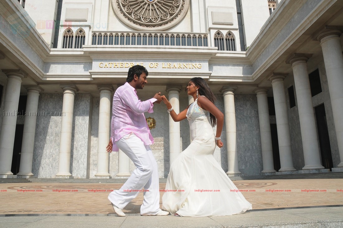 Siddu Plus Two First Attempt Movie hd photo