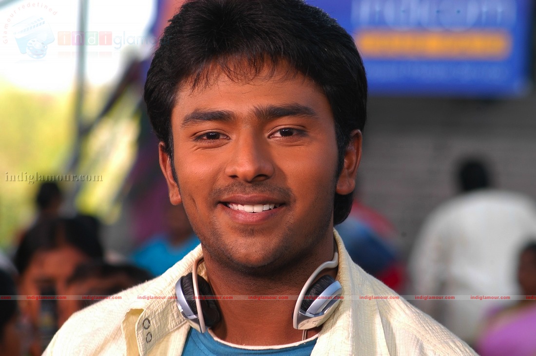 Siddu Plus Two First Attempt Movie hd photo