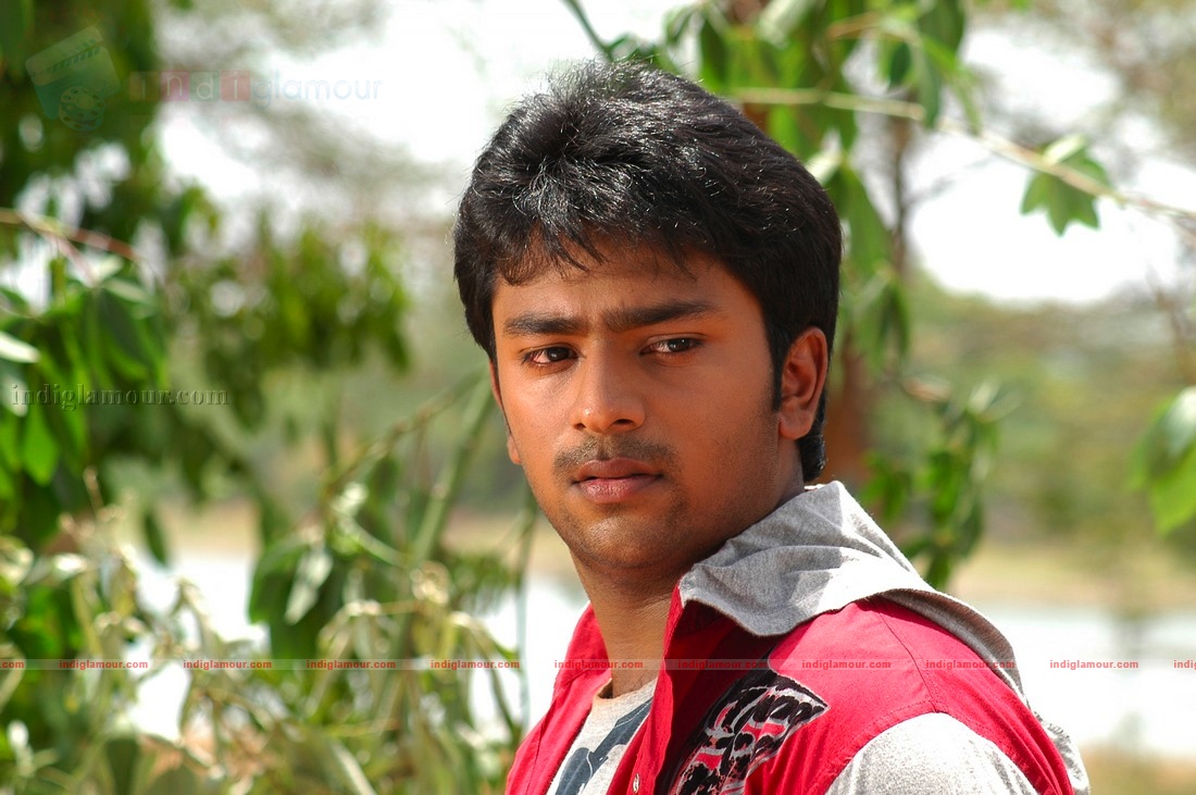 Siddu Plus Two First Attempt Movie hd photo