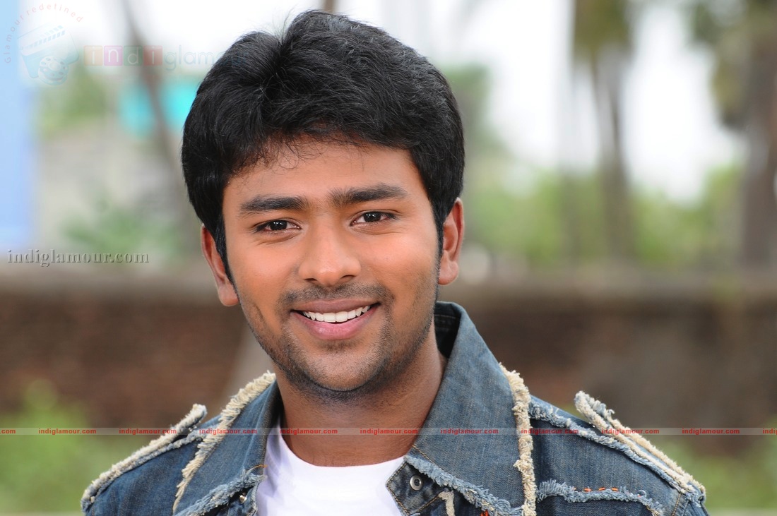 Siddu Plus Two First Attempt Movie hd photo