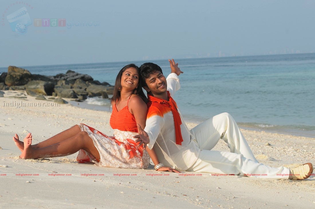 Siddu Plus Two First Attempt Movie hd photo