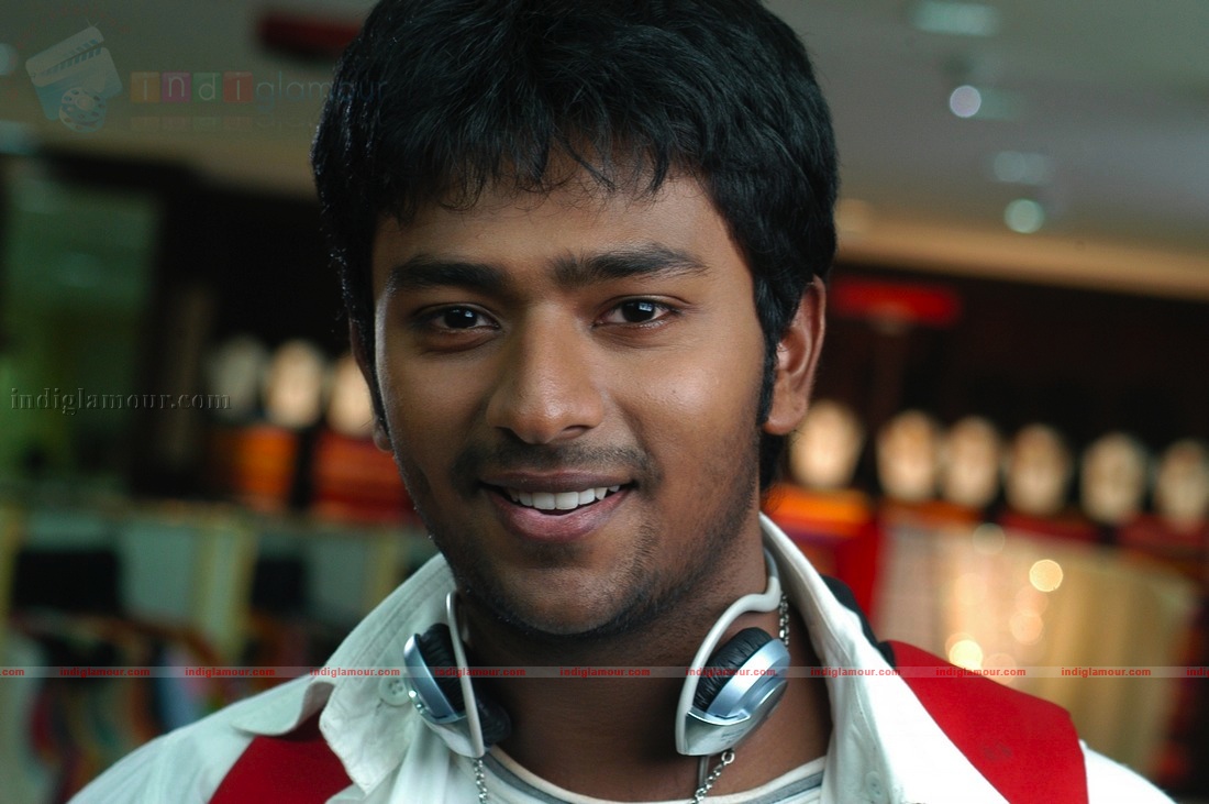 Siddu Plus Two First Attempt Movie hd photo