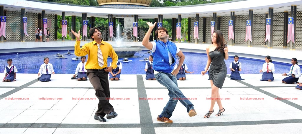 Thillalangadi Movie hd photo