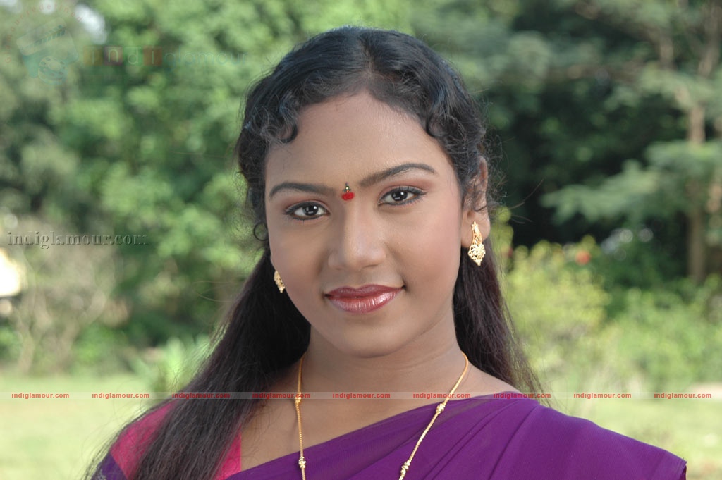 Unakkaga Oru Kavithai Movie hd photo