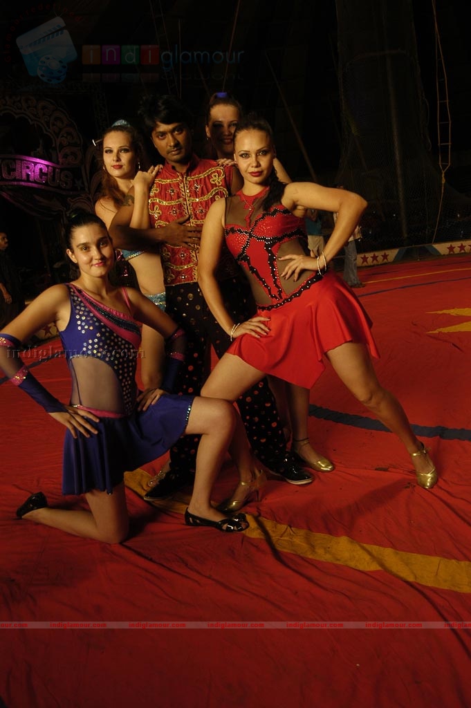 Katradhu Kalavu Movie hd photo
