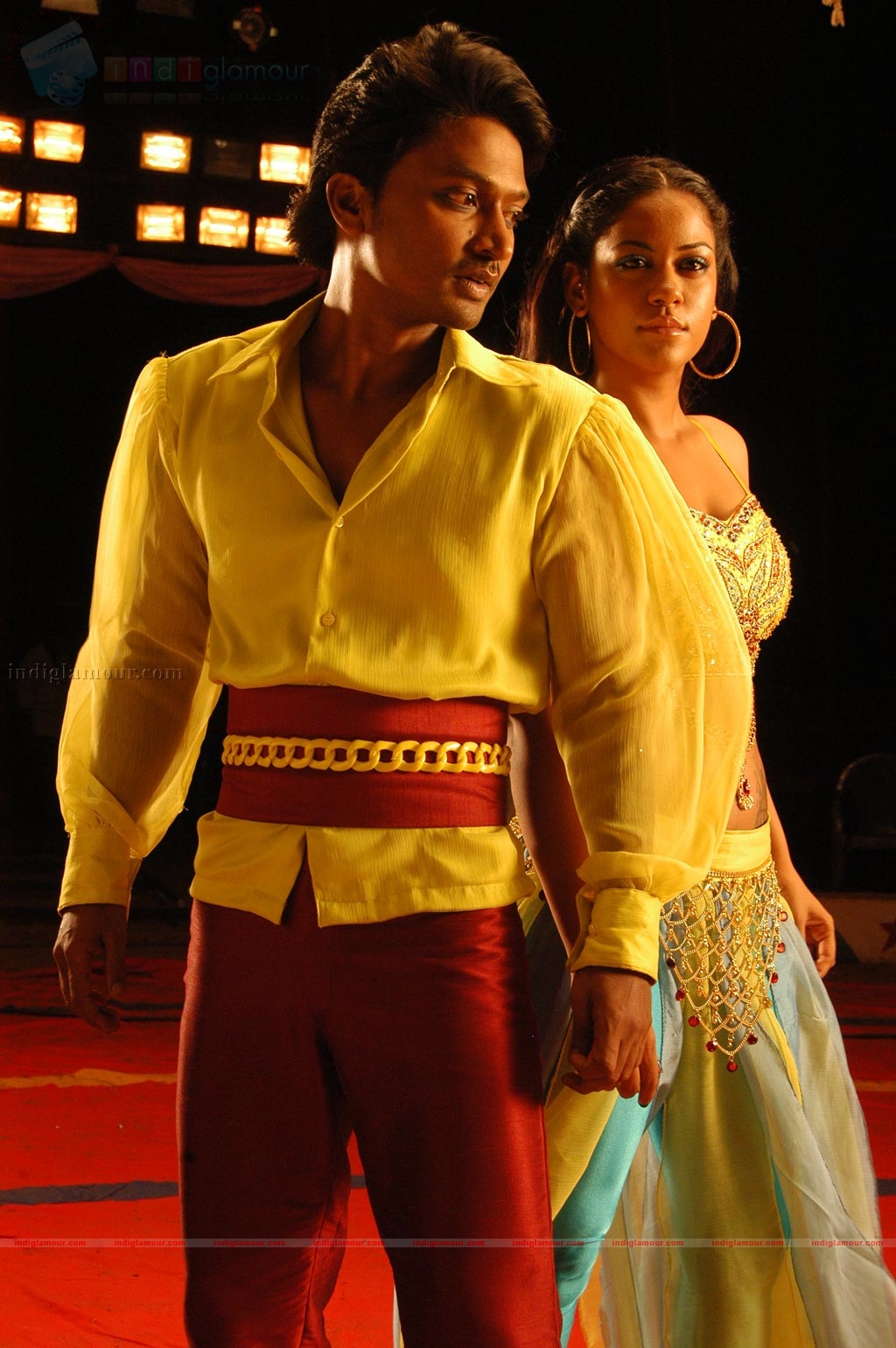 Katradhu Kalavu Movie hd photo