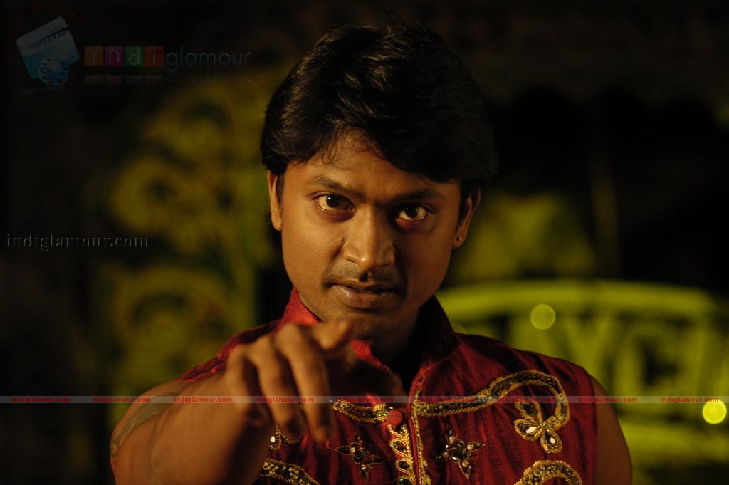 Katradhu Kalavu Movie hd photo
