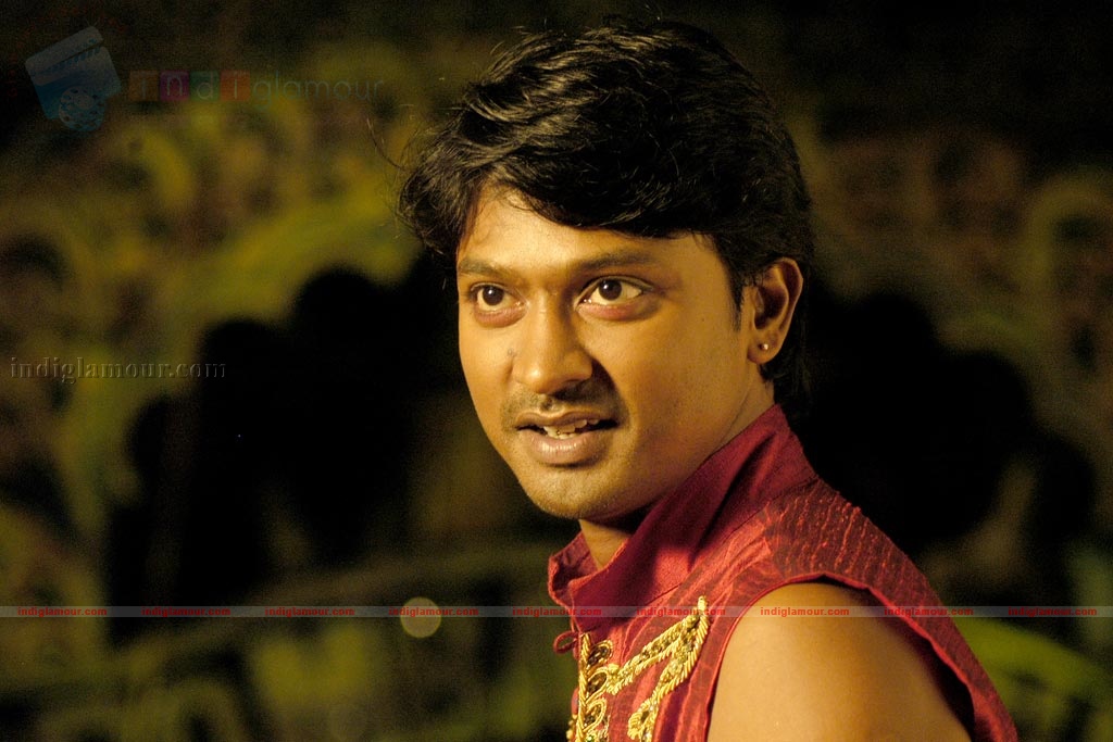 Katradhu Kalavu Movie hd photo