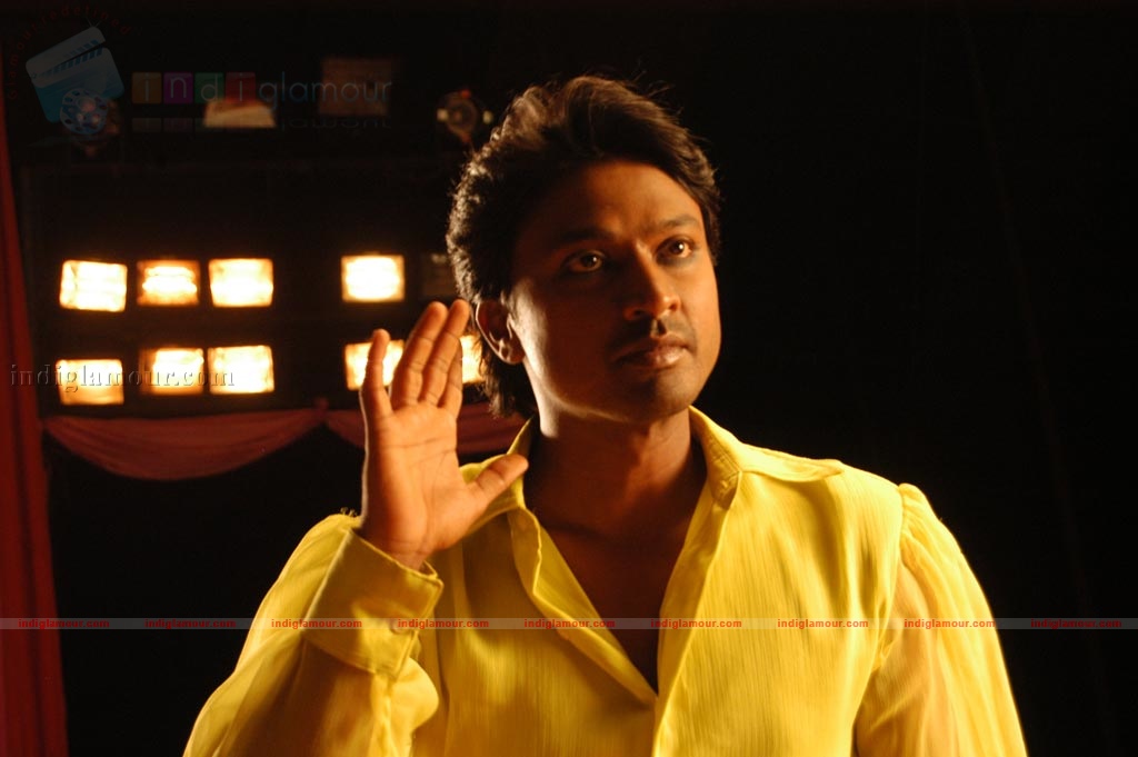 Katradhu Kalavu Movie hd photo