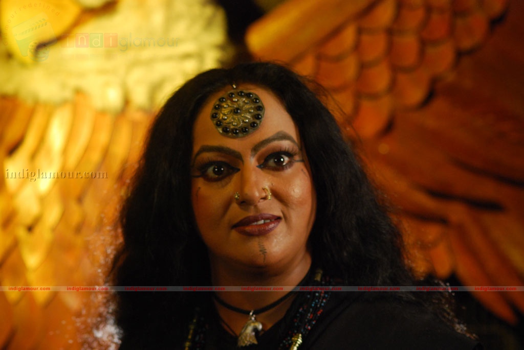 Pournami Nagam Movie hd photo