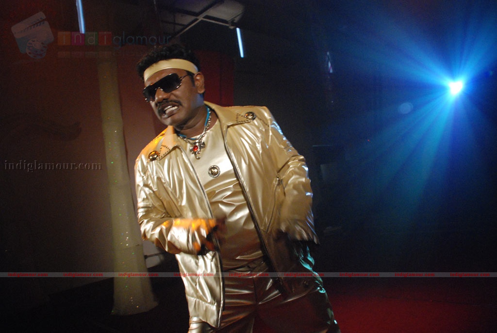Pournami Nagam Movie hd photo