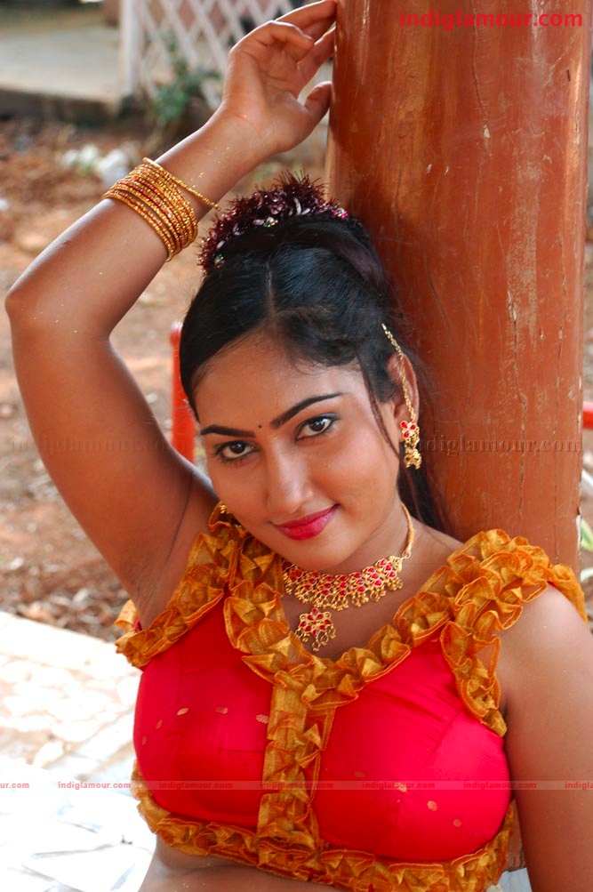 Kathalai Parikkathey Movie hd photo