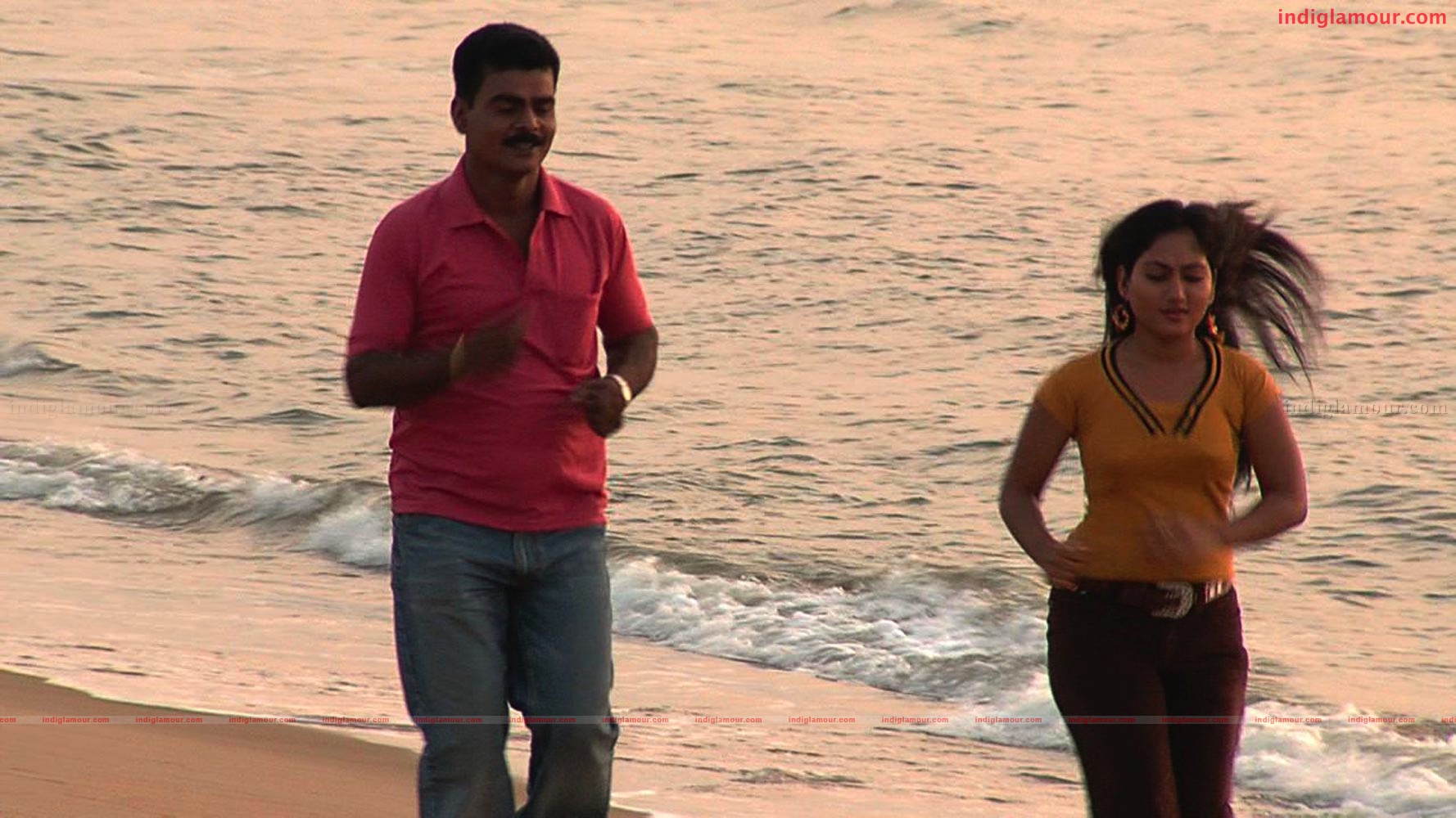 Kathalai Parikkathey Movie hd photo