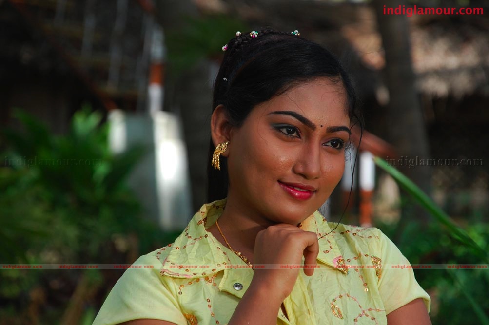 Kathalai Parikkathey Movie hd photo