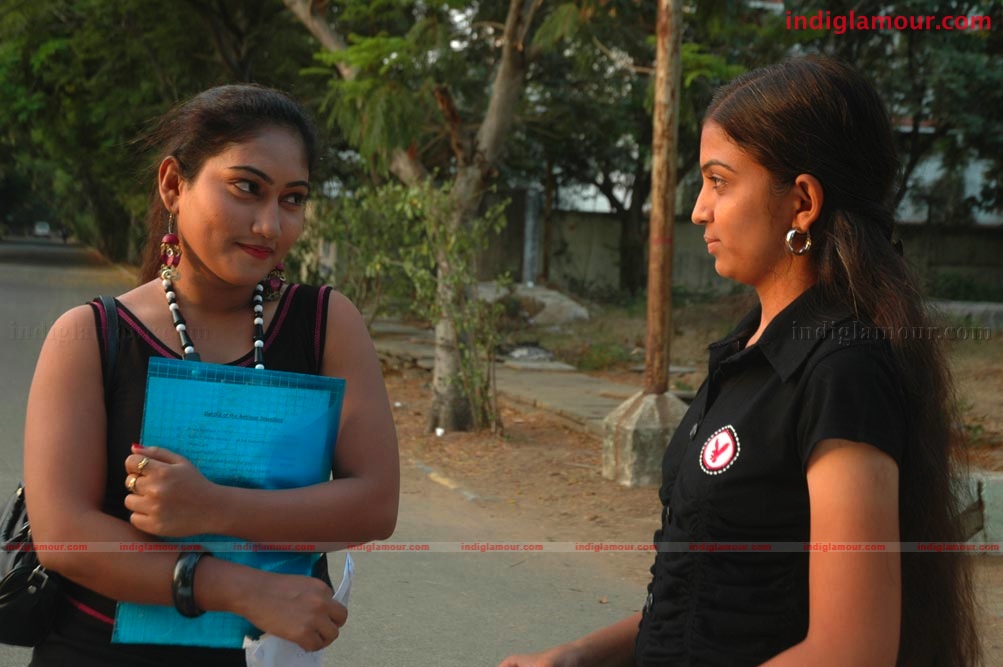 Kathalai Parikkathey Movie hd photo