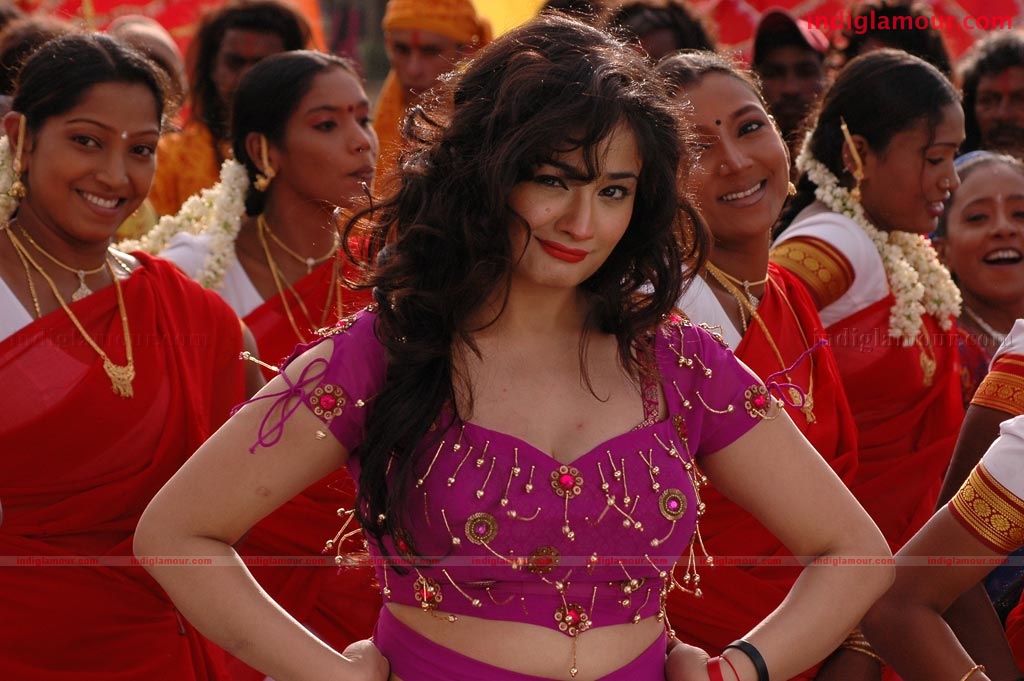 Vaada Movie hd photo