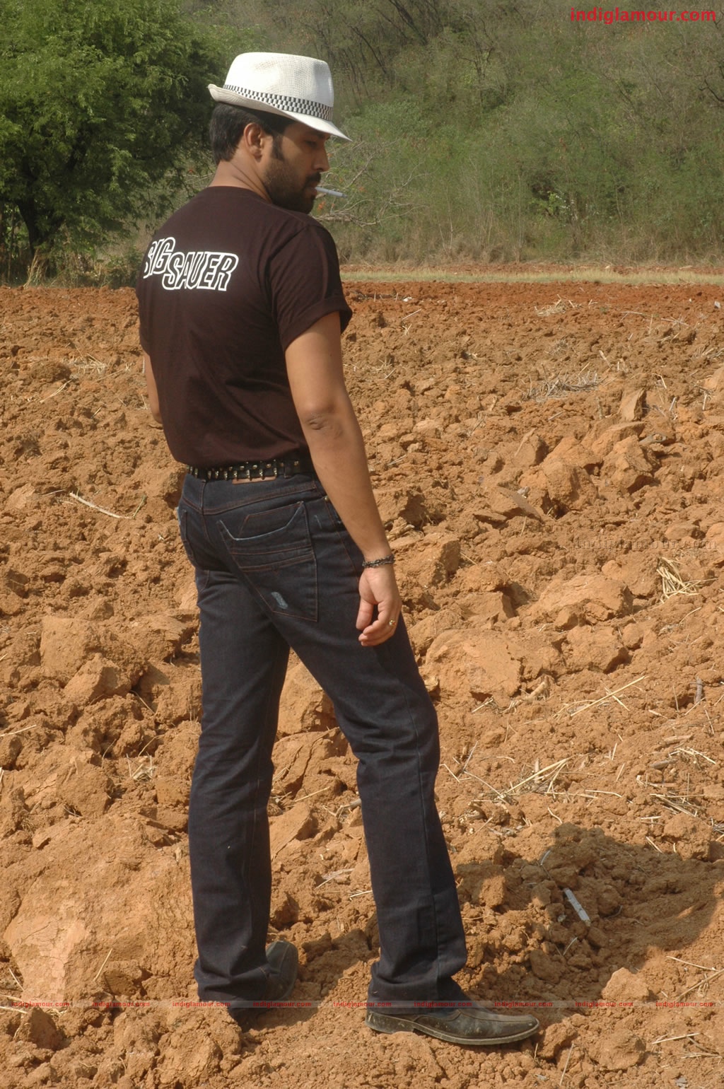Ayutha Poratam Movie hd photo