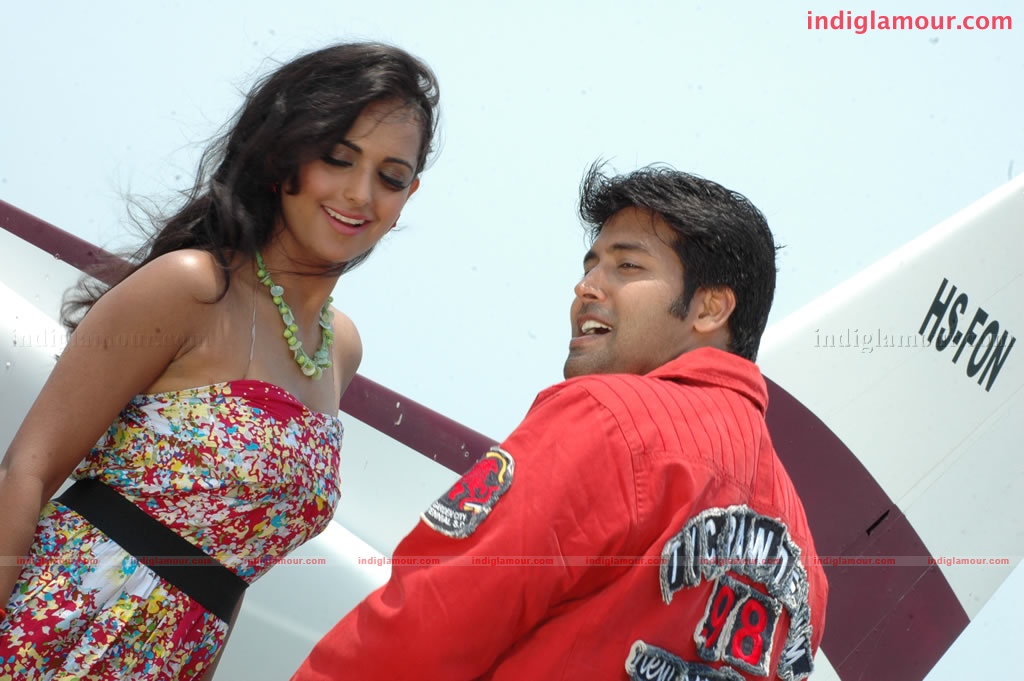 Ayutha Poratam Movie hd photo