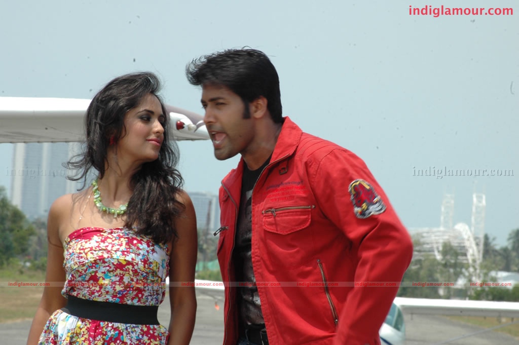 Ayutha Poratam Movie hd photo