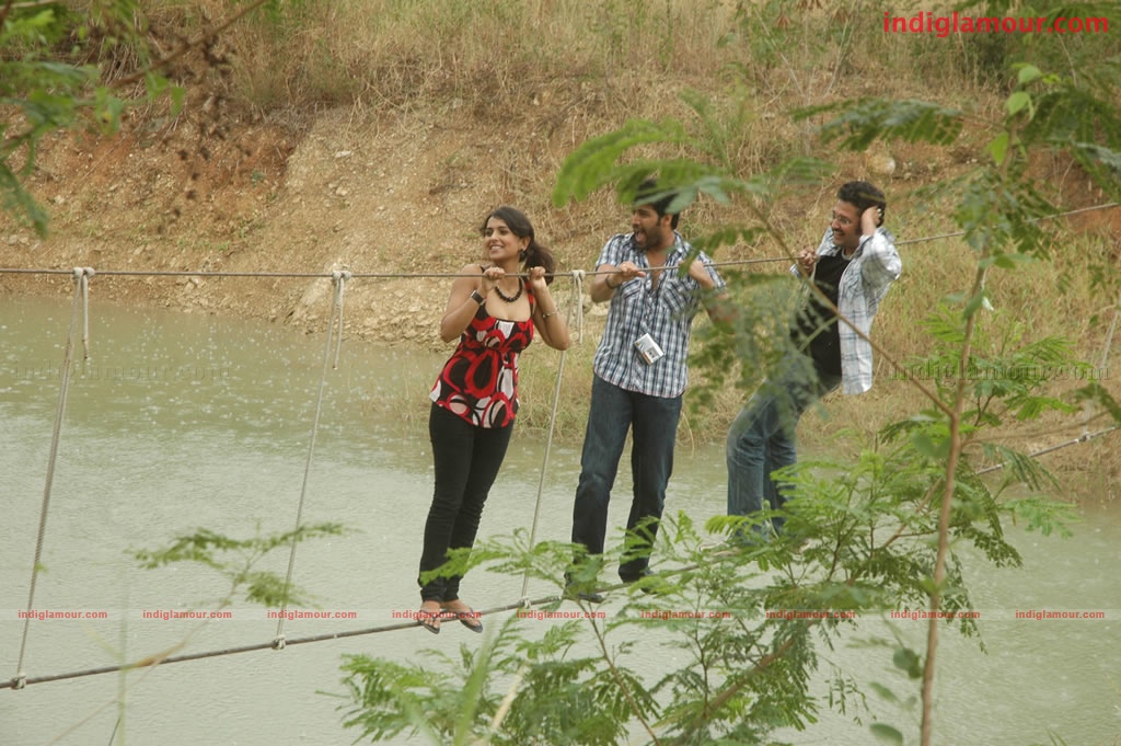Ayutha Poratam Movie hd photo