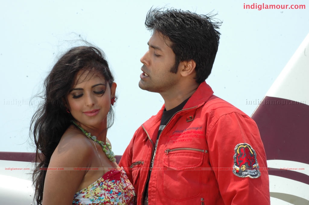 Ayutha Poratam Movie hd photo