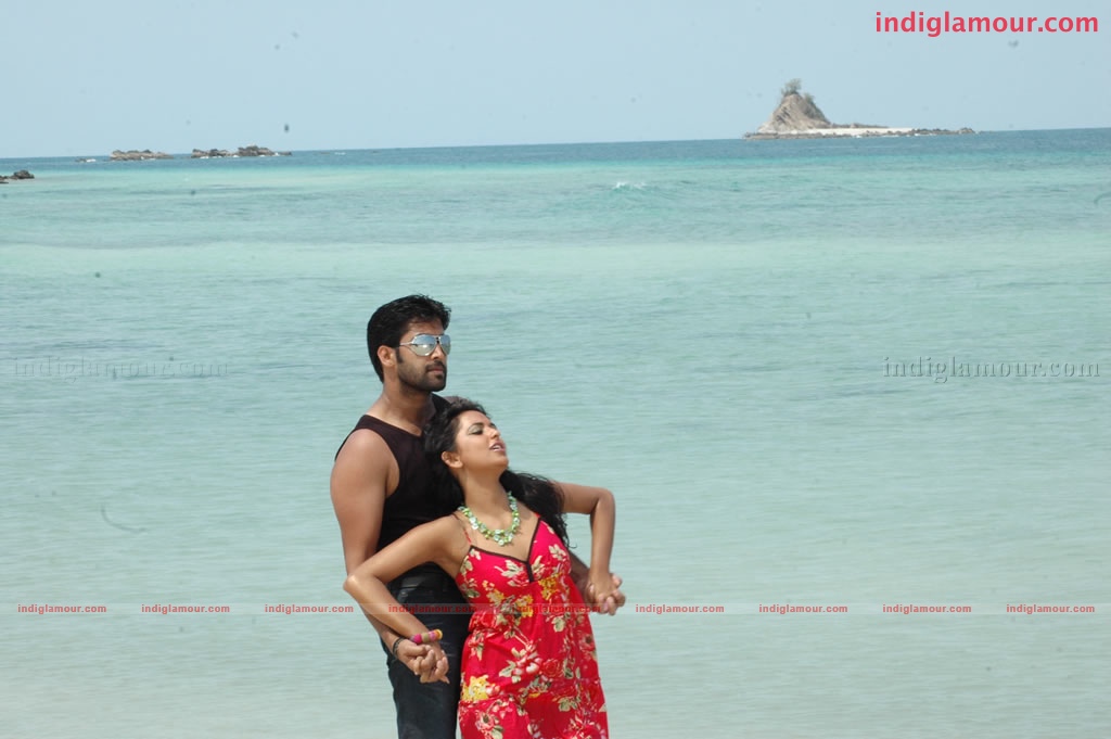 Ayutha Poratam Movie hd photo