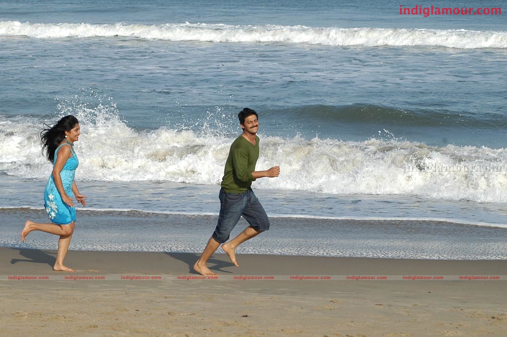 Kutra Pirivu Movie hd photo