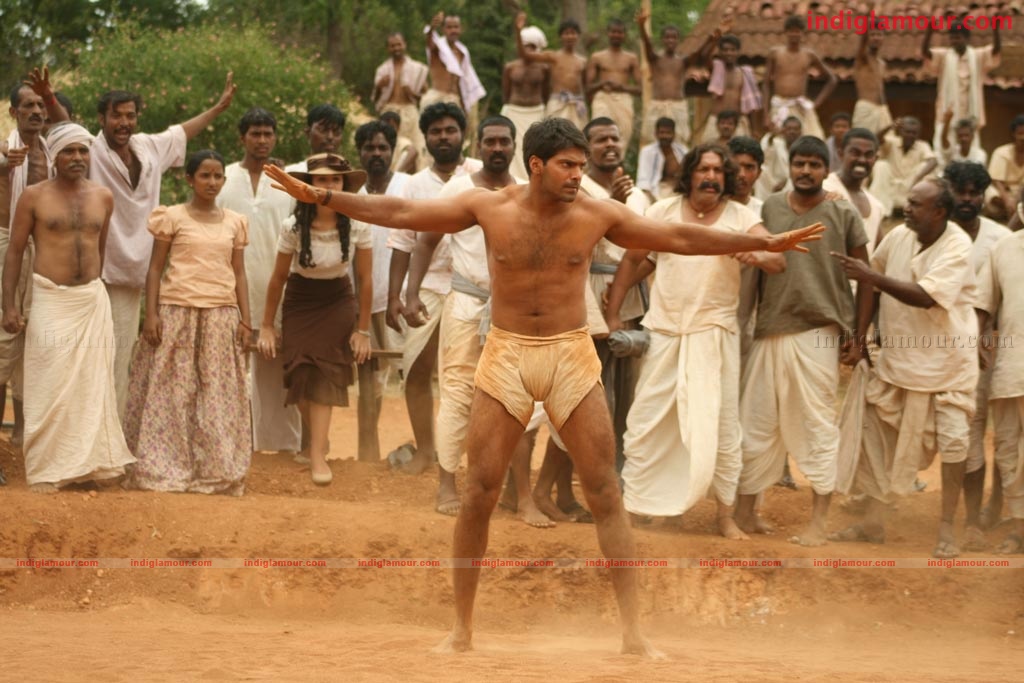 Madras Pattinam Movie hd photo