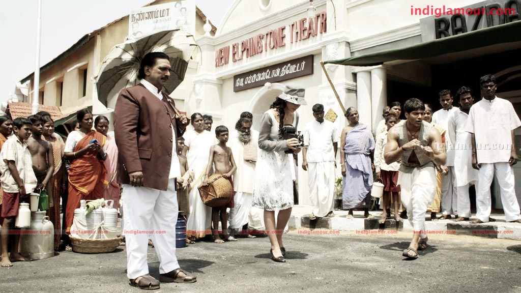 Madras Pattinam Movie hd photo
