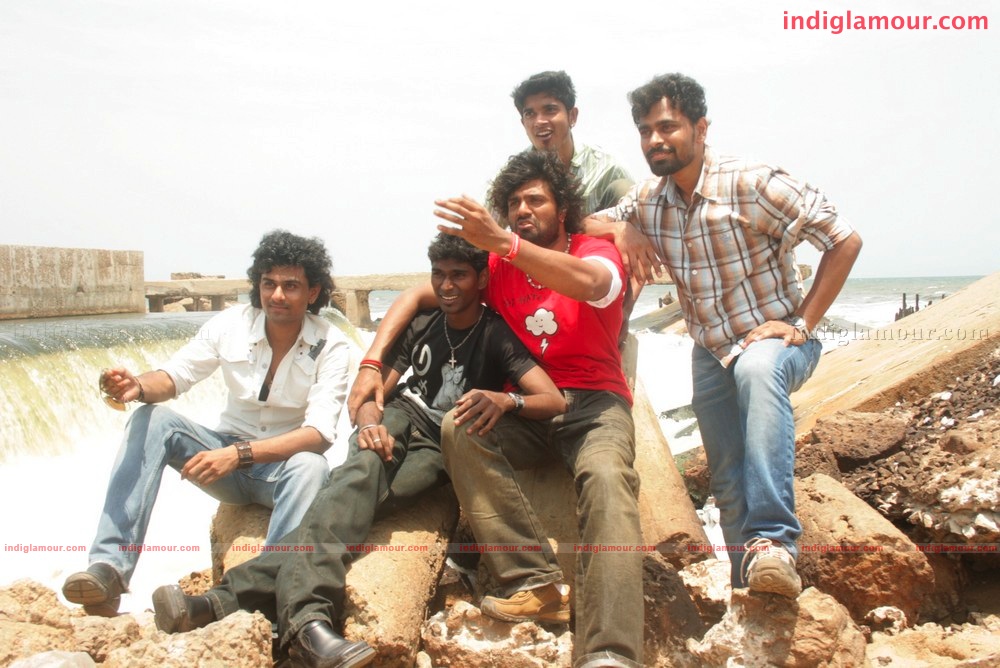 Adhikkam Movie hd photo