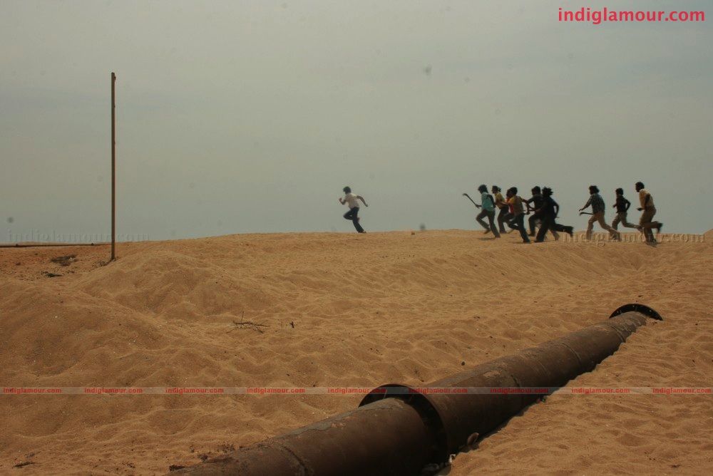 Adhikkam Movie hd photo