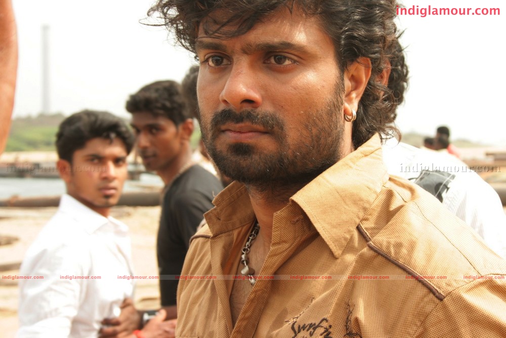 Adhikkam Movie hd photo