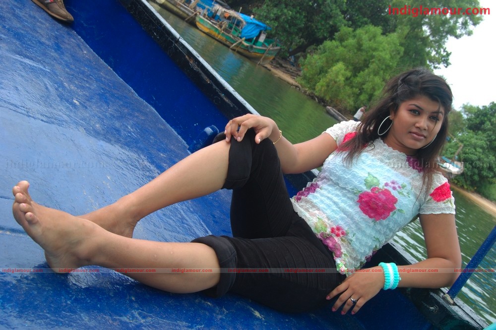 Anbulla Durogi Movie hd photo