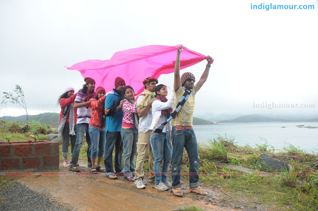 Enithu Enithu Movie hd photo
