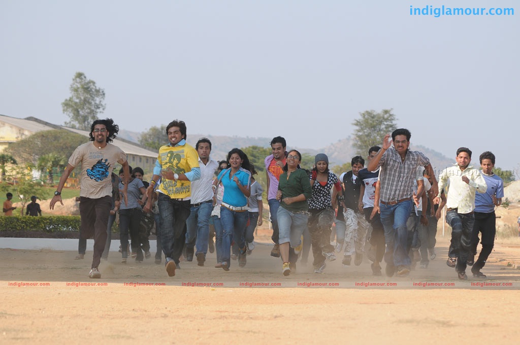 Enithu Enithu Movie hd photo