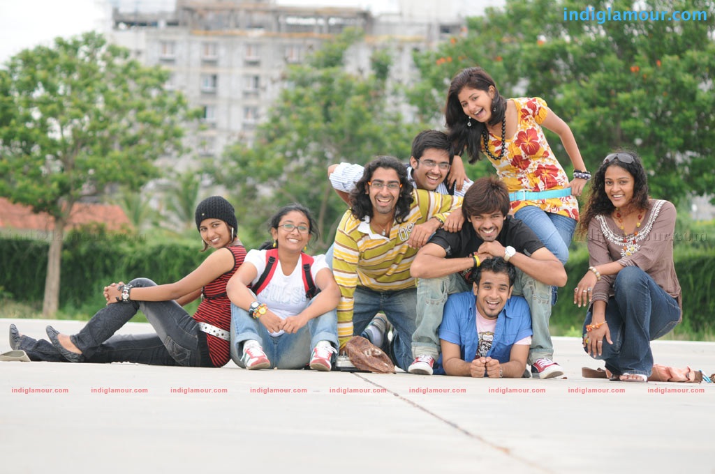 Enithu Enithu Movie hd photo
