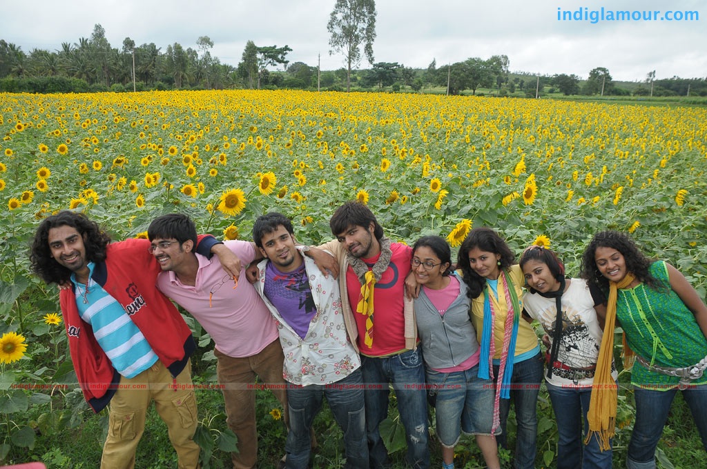 Enithu Enithu Movie hd photo