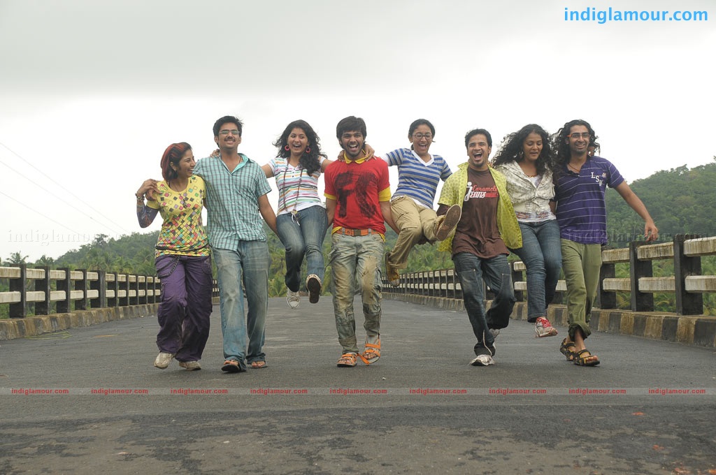 Enithu Enithu Movie hd photo