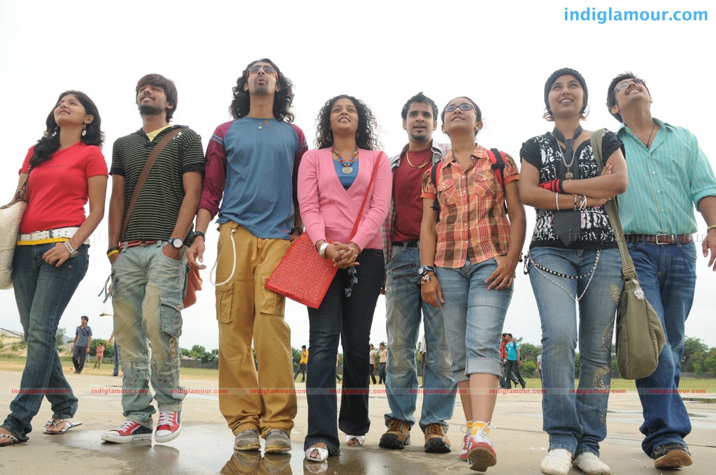 Enithu Enithu Movie hd photo