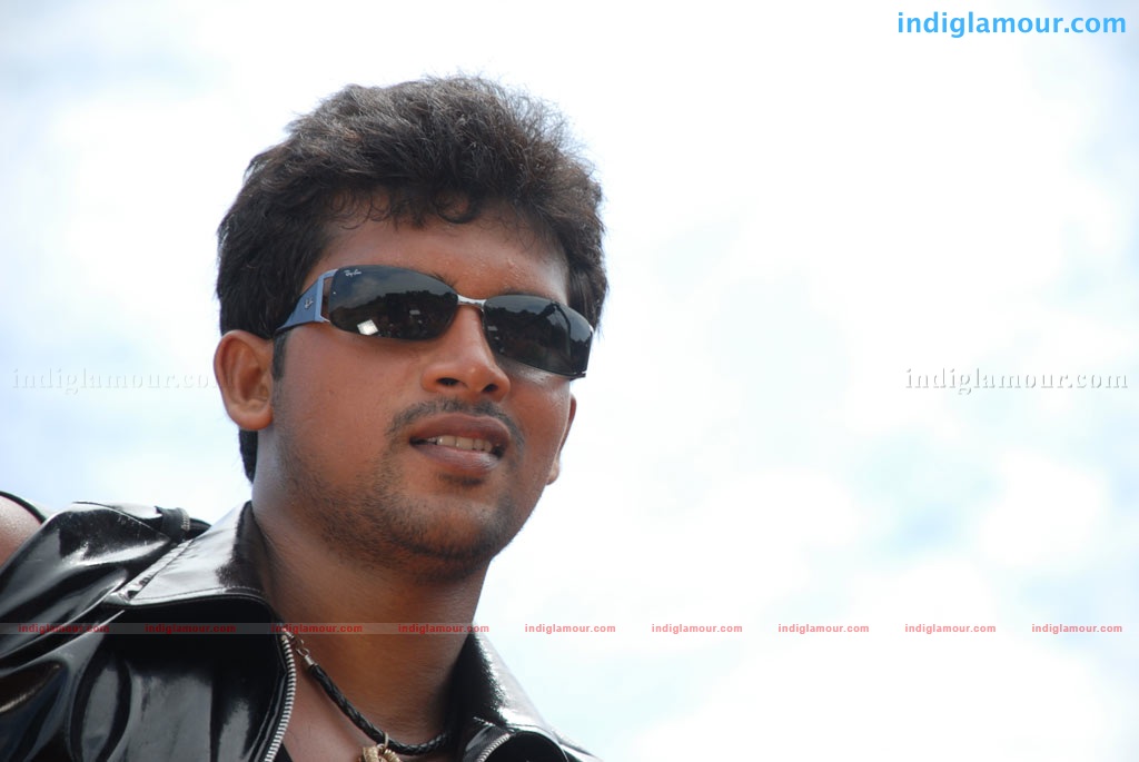 Varmam Movie hd photo