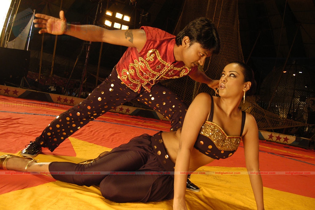 Katrathu Kalavu Movie hd photo